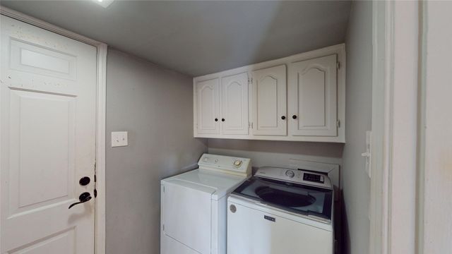 10504 Berry Knoll Drive, Dallas, TX 75230