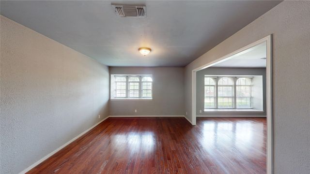 10504 Berry Knoll Drive, Dallas, TX 75230