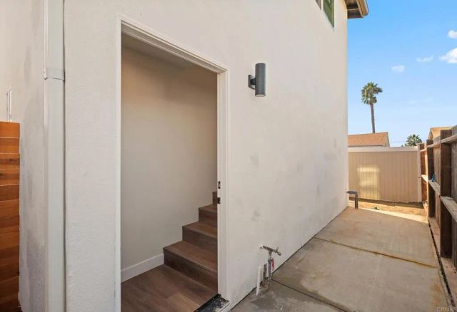 5118-22 Constitution Road, San Diego, CA 92117