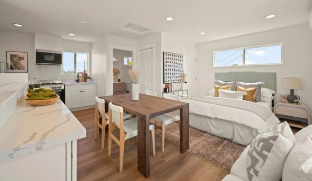 5118-22 Constitution Road, San Diego, CA 92117
