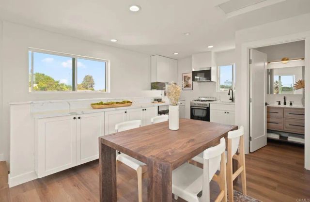 5118-22 Constitution Road, San Diego, CA 92117