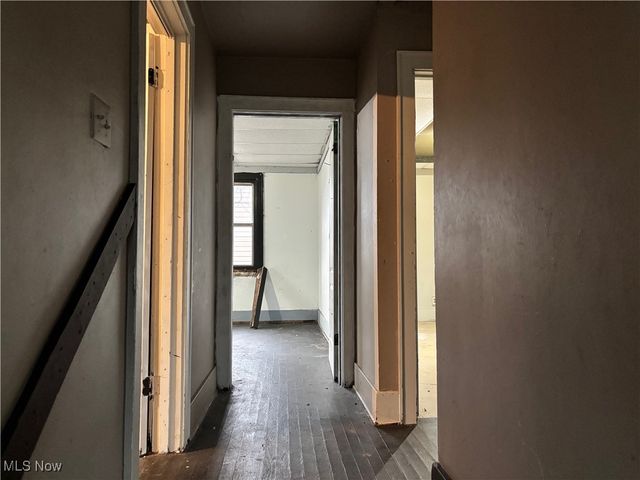 1057 Pennsylvania Avenue, Weirton, WV 26062