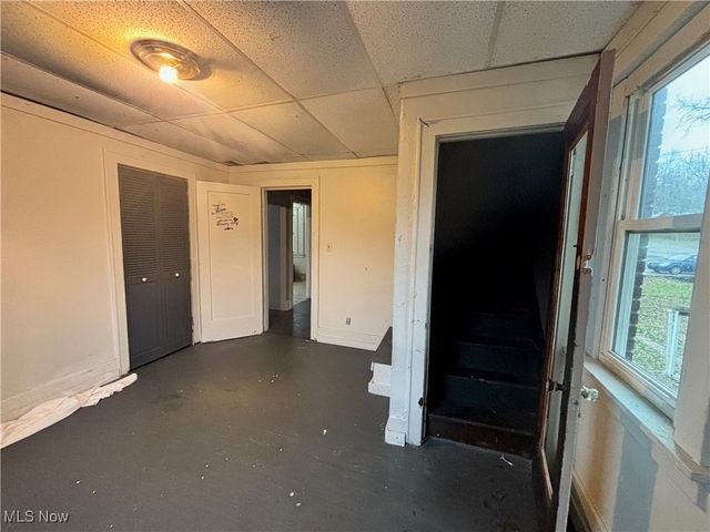 1057 Pennsylvania Avenue, Weirton, WV 26062