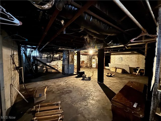 1057 Pennsylvania Avenue, Weirton, WV 26062