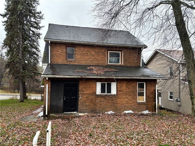 1057 Pennsylvania Avenue, Weirton, WV 26062