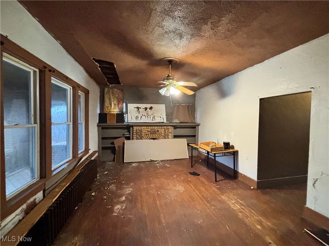 1057 Pennsylvania Avenue, Weirton, WV 26062