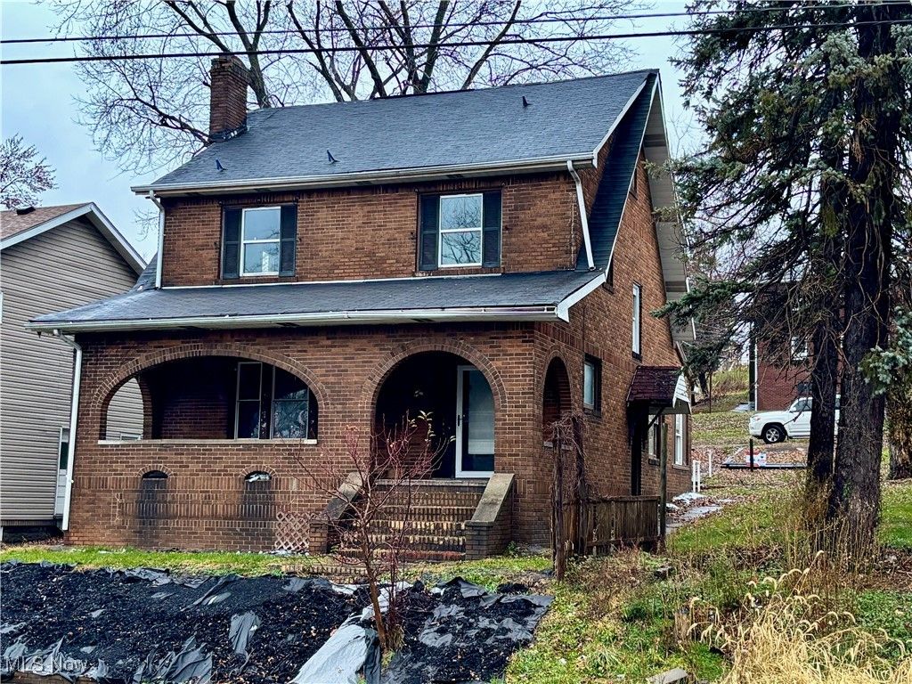 1057 Pennsylvania Avenue, Weirton, WV 26062
