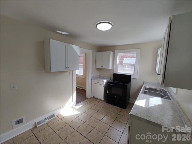 823 Lincolnton Road, Salisbury, NC 28144