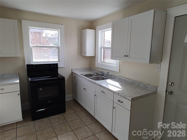 823 Lincolnton Road, Salisbury, NC 28144