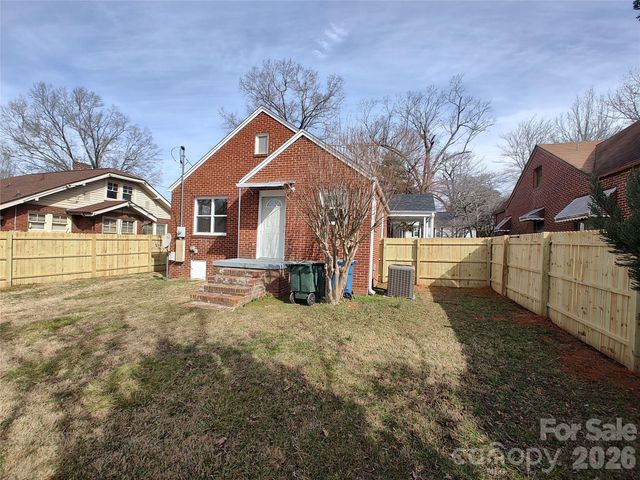 823 Lincolnton Road, Salisbury, NC 28144