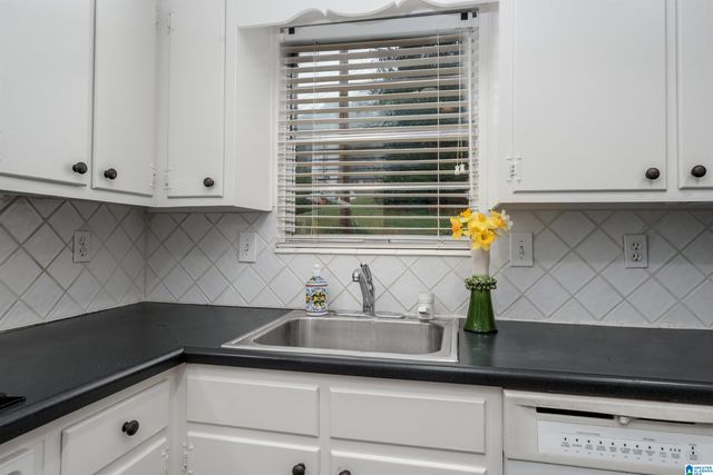 3740 Country Club Dr Apt A, Birmingham, AL 35213