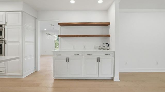 9404 Cove Dr., Myrtle Beach, SC 29572