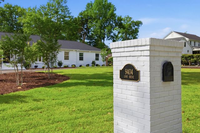 9404 Cove Dr., Myrtle Beach, SC 29572