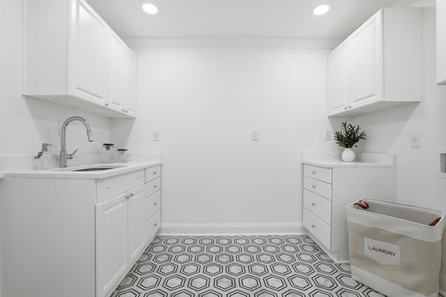 9404 Cove Dr., Myrtle Beach, SC 29572