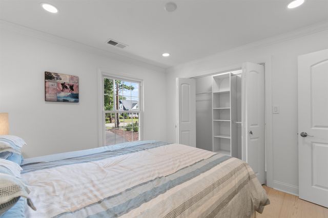 9404 Cove Dr., Myrtle Beach, SC 29572