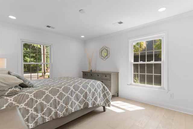 9404 Cove Dr., Myrtle Beach, SC 29572
