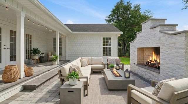 9404 Cove Dr., Myrtle Beach, SC 29572