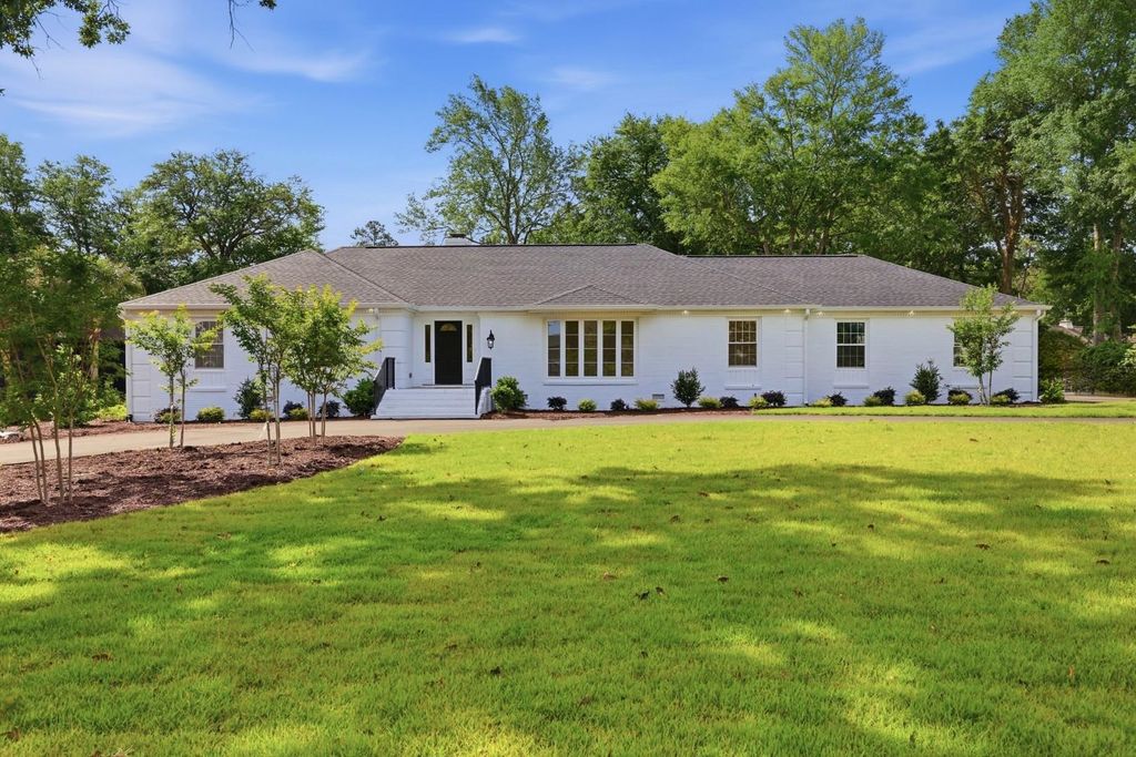 9404 Cove Dr., Myrtle Beach, SC 29572
