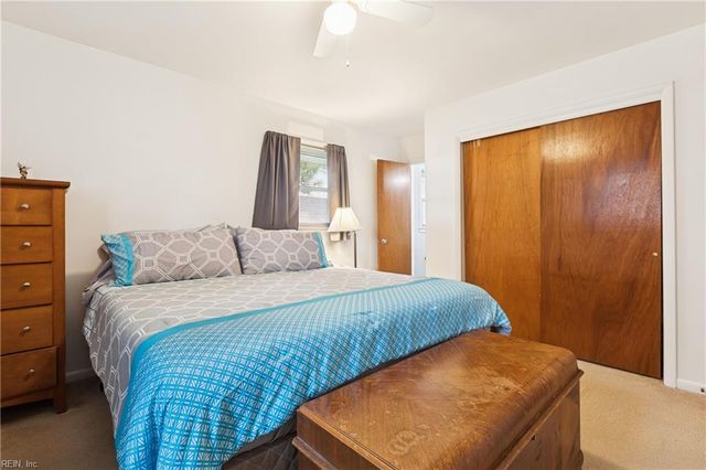 176 Hawthorne DR, Newport News, VA 23602