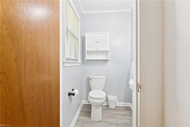 176 Hawthorne DR, Newport News, VA 23602