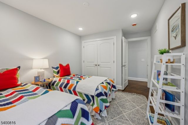 139 N 15Th St 2, East Orange City, NJ 07017