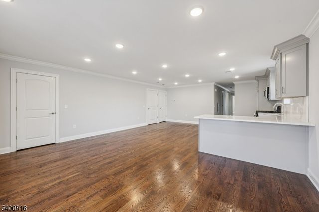 139 N 15Th St 2, East Orange City, NJ 07017