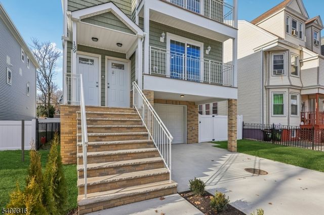 139 N 15Th St 2, East Orange City, NJ 07017