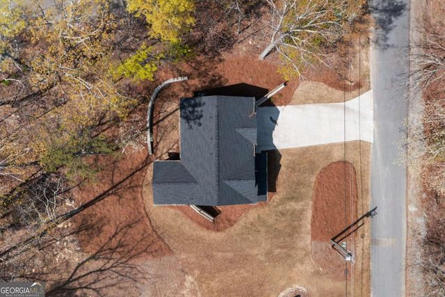305 Ridgewood Drive, Waleska, GA 30183