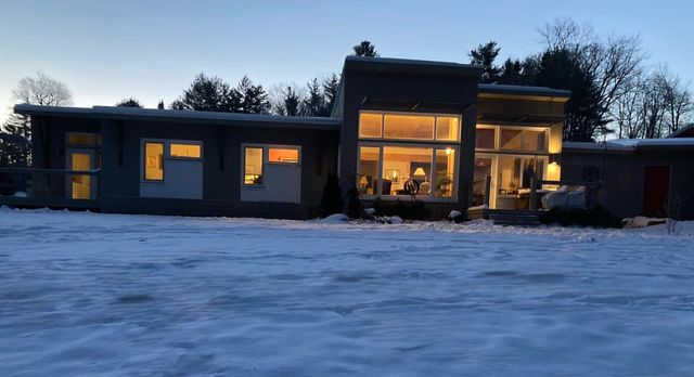 101 Wentworth Road, Walpole, NH 03608