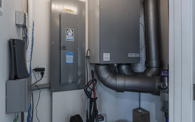 101 Wentworth Road, Walpole, NH 03608