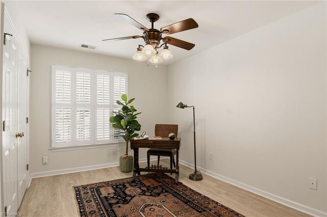 2140 Weststone Road 140, Clemmons, NC 27012
