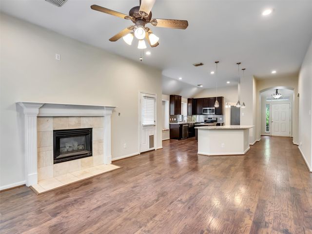 7914 Sinfonia Drive, Houston, TX 77040