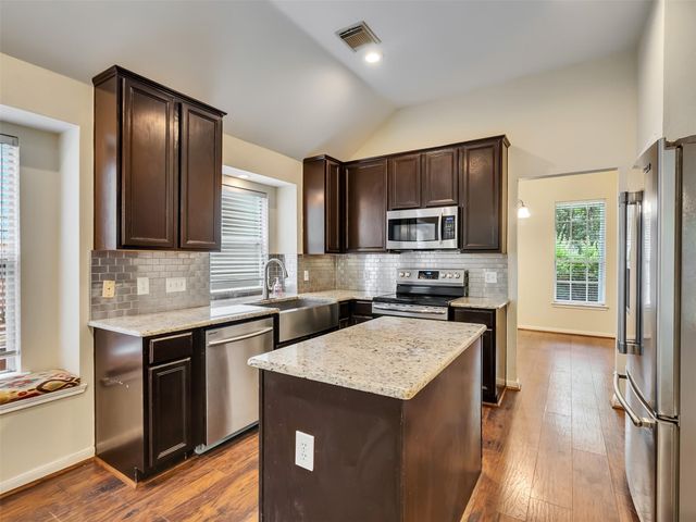 7914 Sinfonia Drive, Houston, TX 77040
