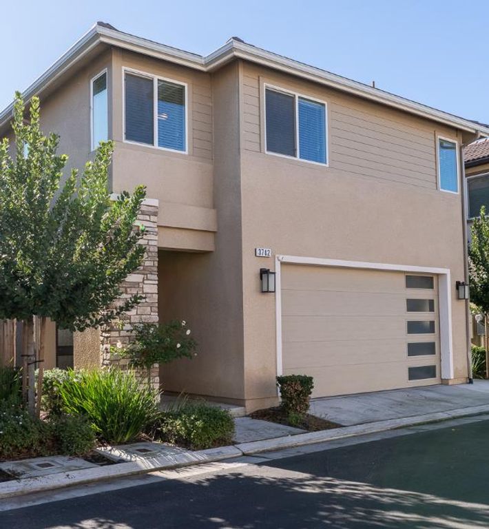 3742 Longford Way, Clovis, CA 93619