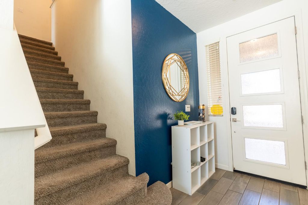 Image 5 of property listing at 3742 Longford Way, Clovis, CA 93619