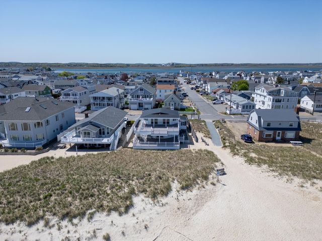 103 Ocean Drive, Seabrook, NH 03874