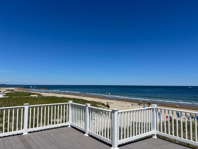 103 Ocean Drive, Seabrook, NH 03874