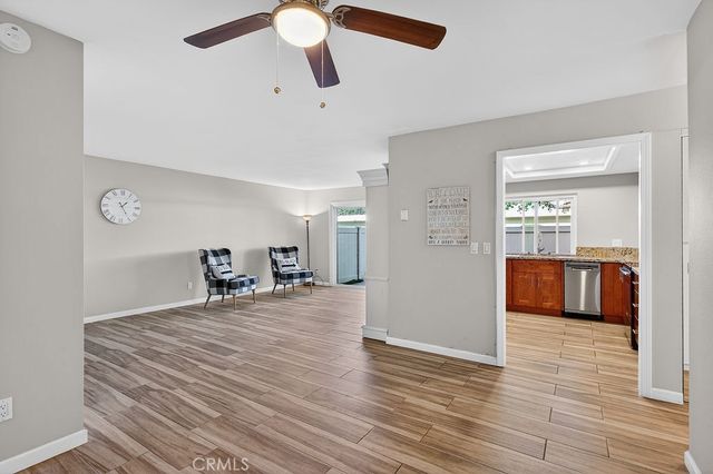 8777 Coral Springs Court 8C, Huntington Beach, CA 92646