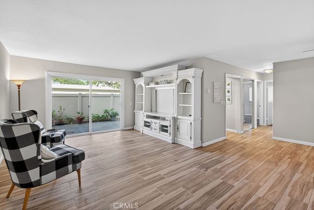 8777 Coral Springs Court 8C, Huntington Beach, CA 92646