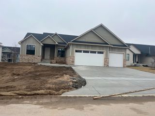 4989 N Emerald Ct, Maize, KS 67101