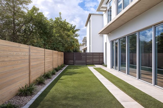 1105 SW 22nd Ter, Miami, FL 33129