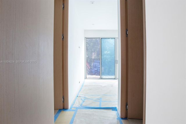 1105 SW 22nd Ter, Miami, FL 33129