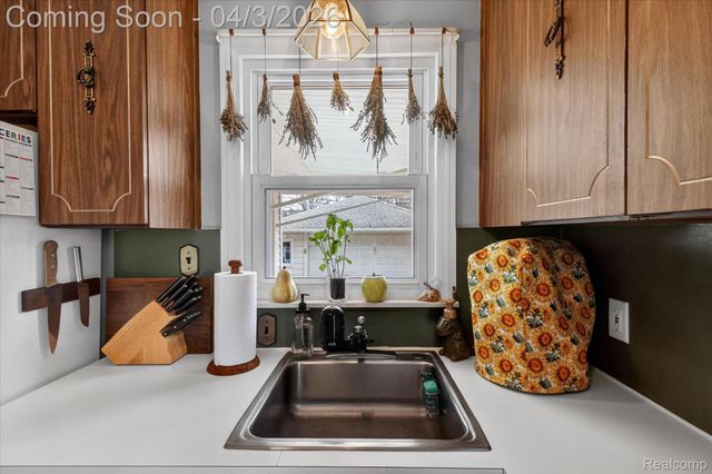 3515 Williams Street, Dearborn, MI 48124