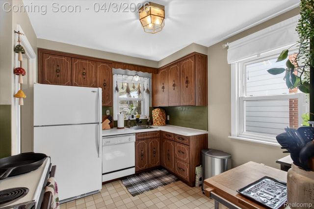 3515 Williams Street, Dearborn, MI 48124