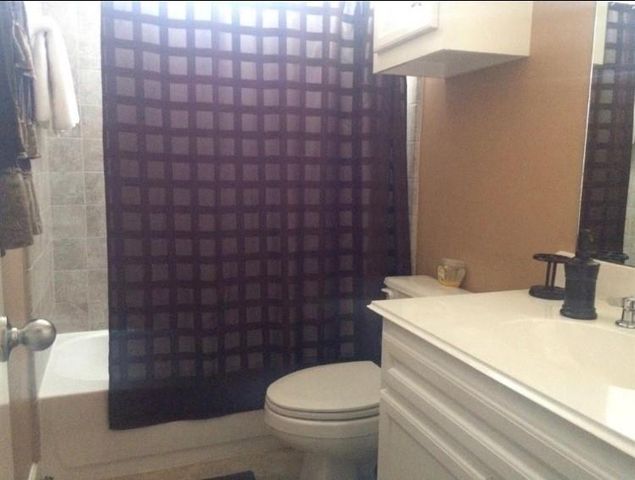 3735 Main Plaza Drive, Houston, TX 77025