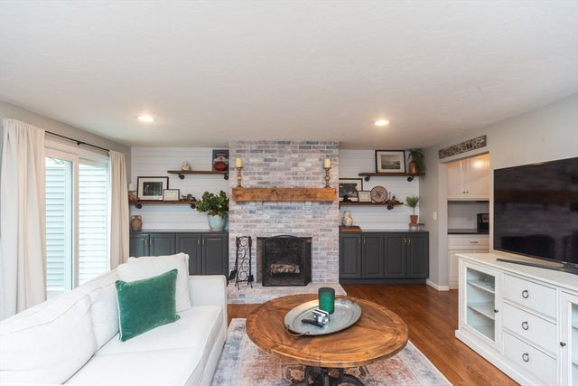 3 Daniel Dr. 3, Easton, MA 02356