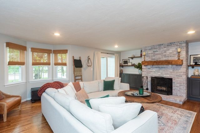 3 Daniel Dr. 3, Easton, MA 02356