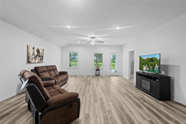 3513 Allie Payne Road, Orange, TX 77632