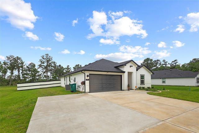 3513 Allie Payne Road, Orange, TX 77632