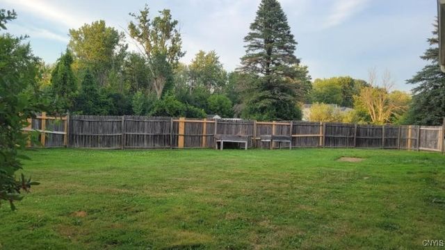 8177 Avoss Lane, Clay, NY 13041